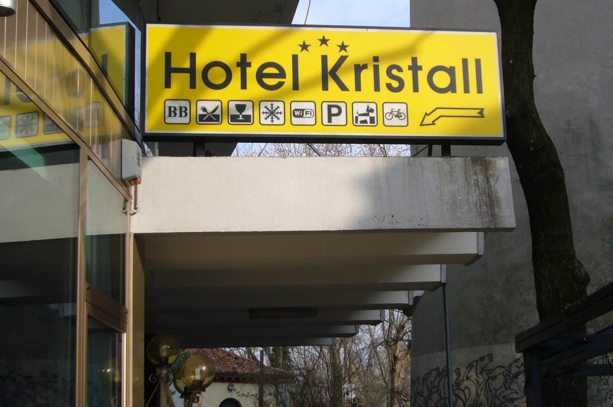 Hotel Kristall سان دونا دي بيافي المظهر الخارجي الصورة